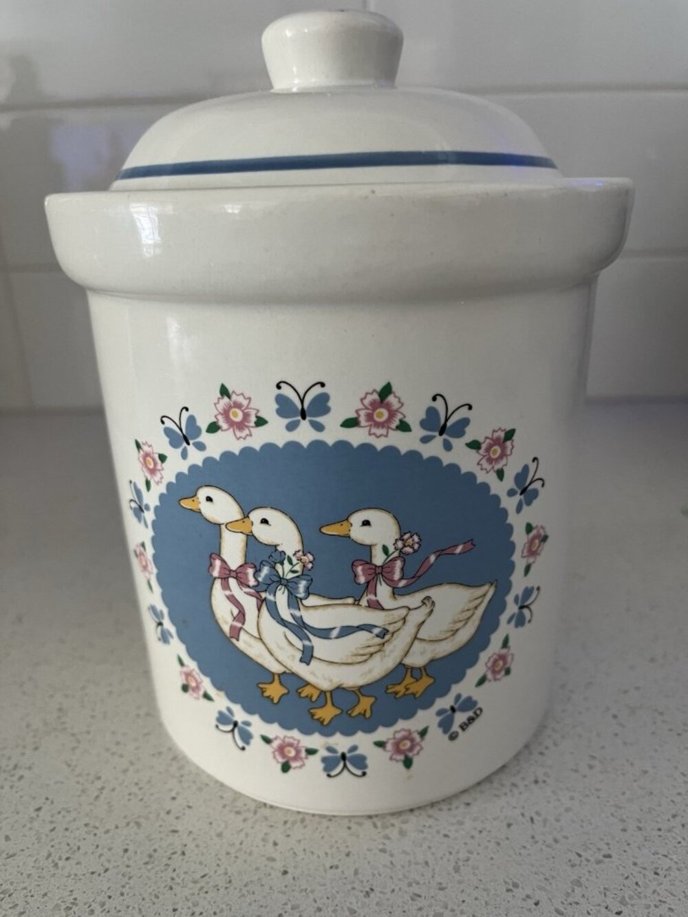 Treasure Craft Stoneware Ribbon Geese 7-1/4 Canister w lid Cottagecore Farmhouse